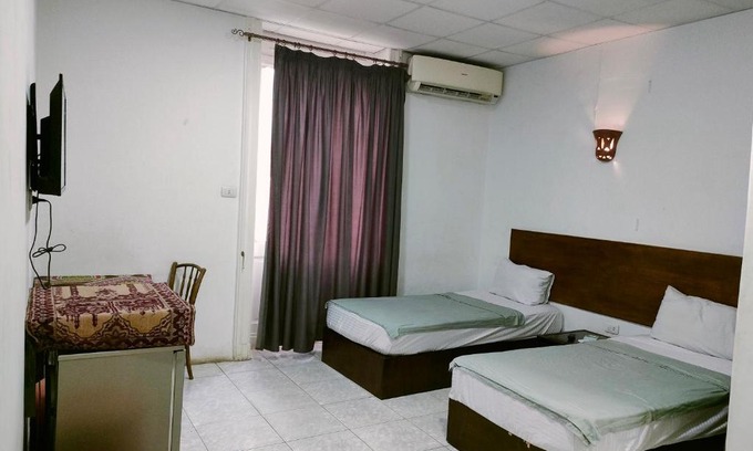 Downtown Cairo Hotel | CLARIDGE HOTEL