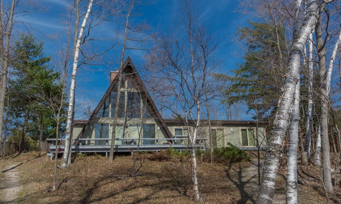 Maple City Cottage | Classic A-frame Cottage on Big Glen Lake