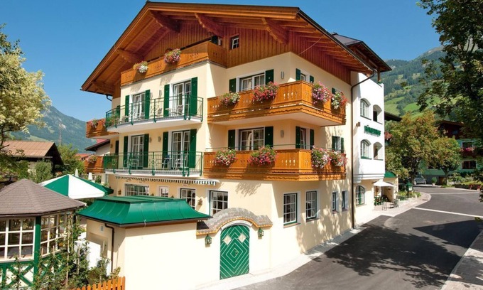 Dorfgastein Hotel | Classic Alpin - Römerhof, country hotel