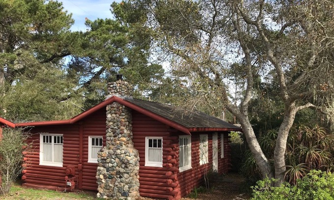 Happy Hill Cabin | Classic Antique Cabin in Cambria - near ocean and forest