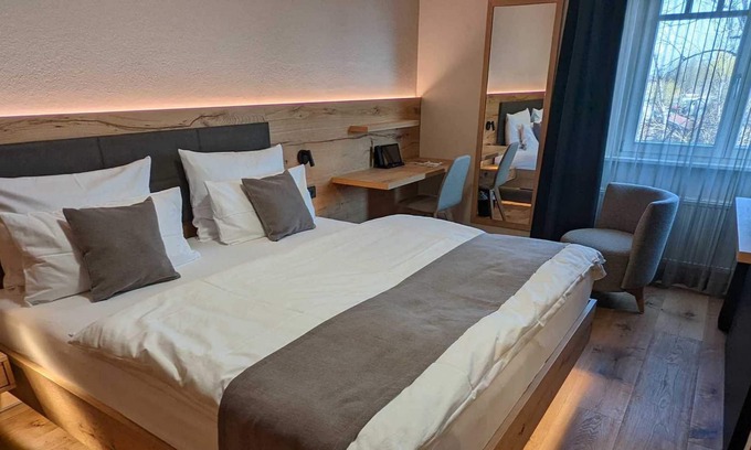 Markdorf Ski Chalet | Classic double room - Wirthshof 4* hotel | Chalets by Lake Constance