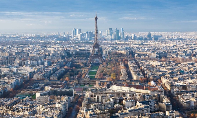 Plaisance Apartment | Classic Room With Aircon In Montparnasse Paris