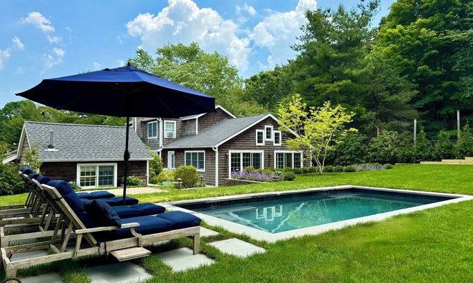 Sag Harbor House | Classic Sag Harbor 5BR 3.5BA with heated gunite pool