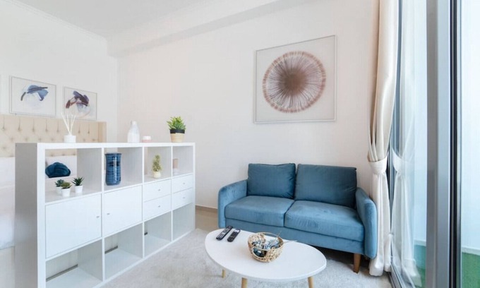 Dubai Marina Apartment | Classic Studio With Dubai Marina View