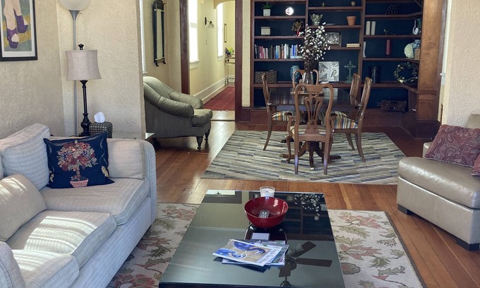 Uptown Historic District House | Classic Uptown NOLA Cottage - EXCELLENT LOCATION!