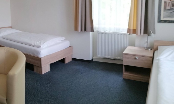 Fohnsdorf Cottage | Classic Zweibettzimmer, Dusche, WC - Gästehaus Karl August