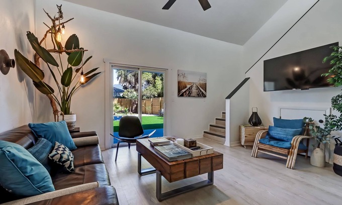 Vilano Beach House | Classy Bohemian Beach Cabana- Close to Beach