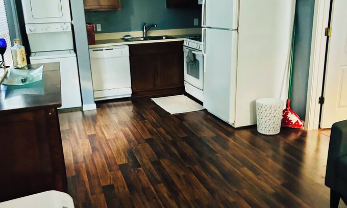 San Marcos Apartment | Clean 1-bedroom apartment with WiFi, AC in welcoming San Marcos