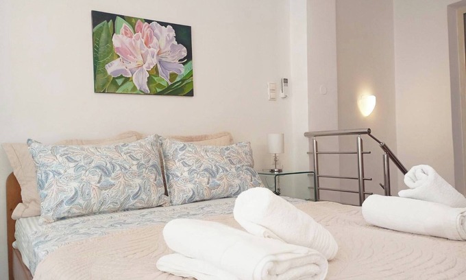Ierapetra Apartment | Clean & Cozy 2-Level Home in the Heart of Ierapetra – Perfect for Extended Stays