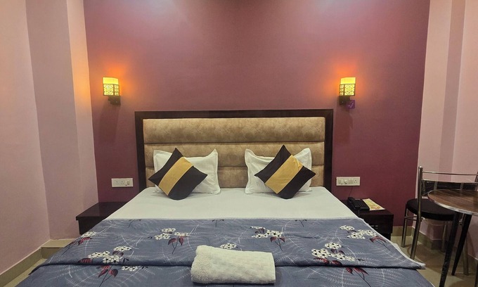 Varanasi Hotel | Clean & peaceful hotel in the heart of the city