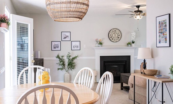 North Chesterfield House | Clean & Spacious Home, Centrally Located, Near Attractions w/large Fenced Yard