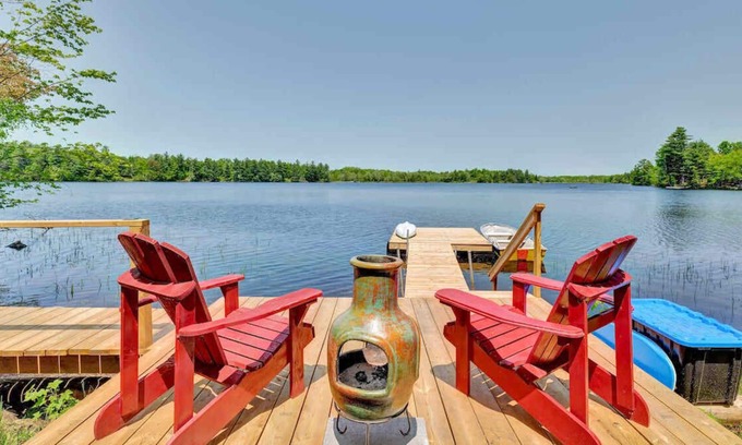 Tay Valley House | Clear Lake Bliss - Waterfront forest escape