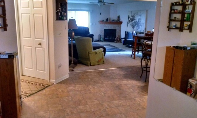 Brook Park House | Cleveland AirportnBundle yourselves together