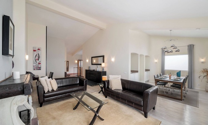 Canico Villa | Cliff Top Villa, Magnificent Seaview | Aquarela