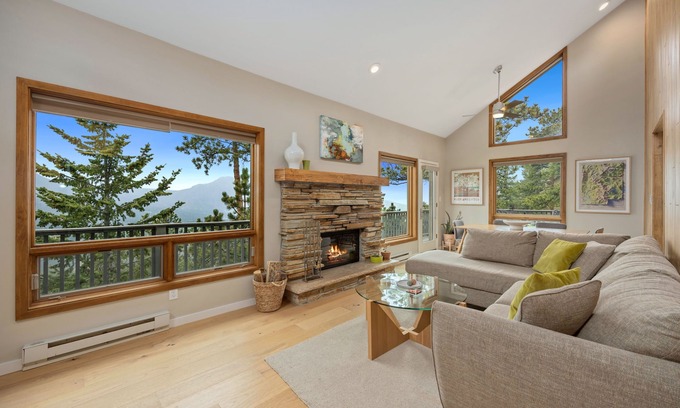 Windcliff Estates Condo | Cliffview Luxury Vacation Rental at Windcliff