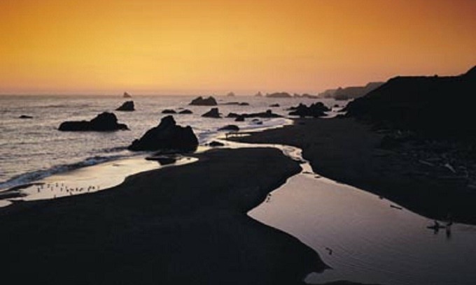 Agate Beach Resort | Climb Oregon's tallest lighthouse!