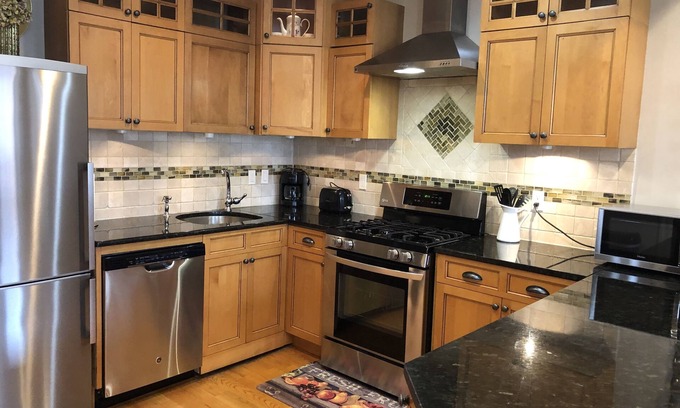 Bedford-Stuyvesant House | Clinton Premier