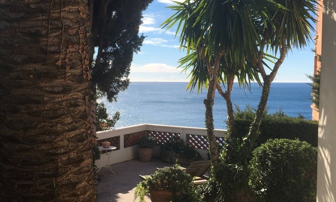 Roquebrune-Cap-Martin Villa | Close to Monaco Monte Carlo Beach walk .