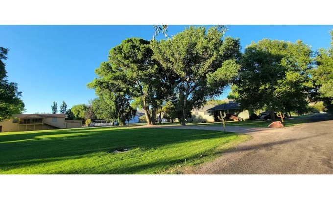 Camp Verde Apartment | Close to Sedona cozy 2 Queen beds, free WiFi Suite