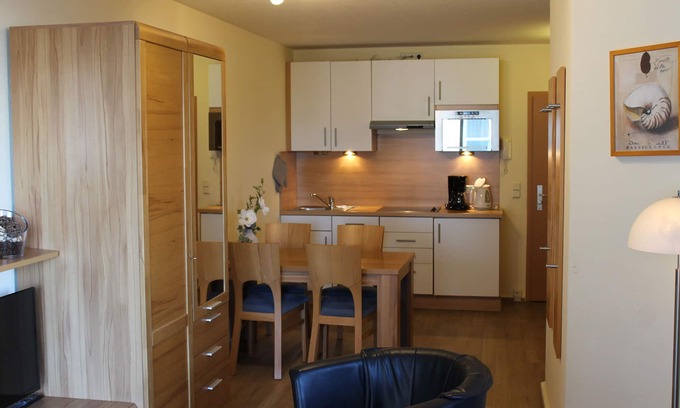 Kuehlungsborn Apartment | Close to the beach Living at the marina
