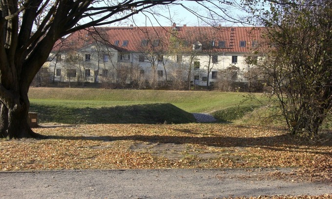 Strehlen Apartment | Close to the center and quiet - family-friendly - good infrastructure