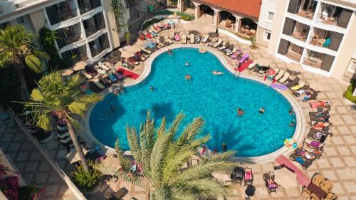 Marmaris City Center Apartment | Club Anastasia - Family Hotel