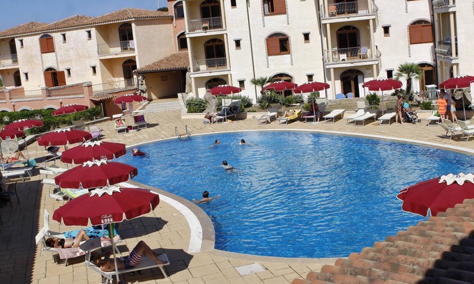 Palau Hotel | Club Esse Posada