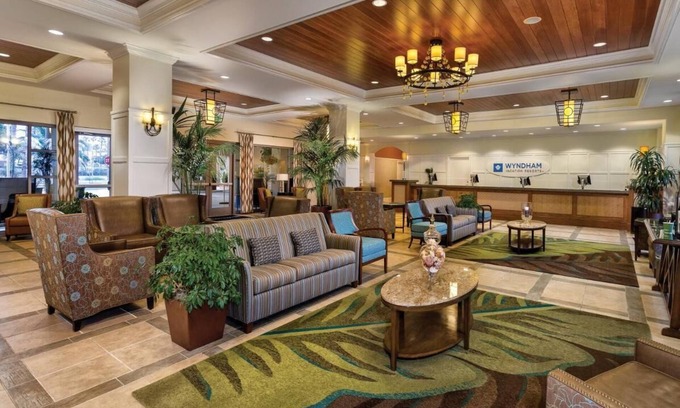 Townsite Resort | Club Wyndham Oceanside Pier Resort