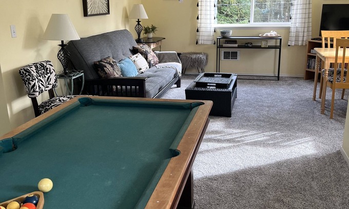 Poulsbo Apartment | Clubhouse Get-away on five acres
