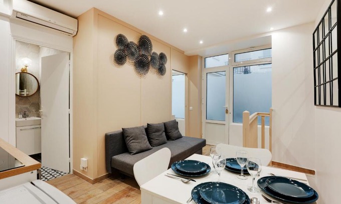 Saint-Fargeau Apartment | CMG Manouchian R - Saint Fargeau