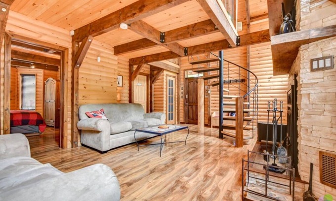 Sainte-Lucie-des-Laurentides Cottage | Cozy cottage with hot tub/firepit, in nature with absolute privacy