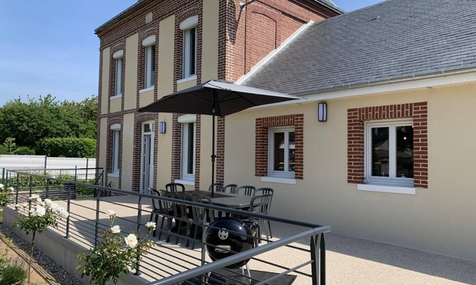 Neville House | Co'normandy - NEVILLE