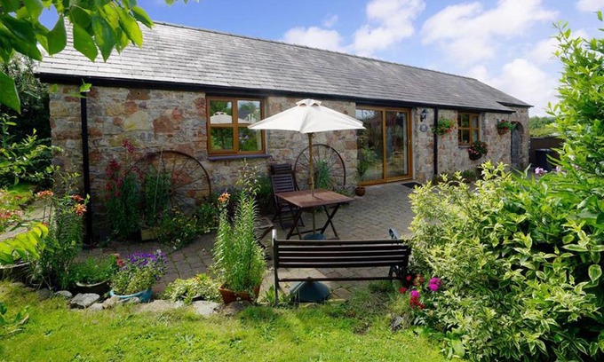 Llanfairpwllgwyngyll House | Coach House Faner