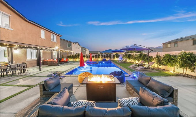 Coachella House | Coachella Desert Castle! 🏰🌵New everything! Salt water pool, Jacuzzi, Poker room!