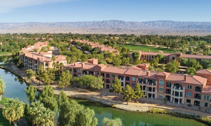 Palm Desert Apartment | Coachella Music Fest Second Weekend at Marriott's Shadow Ridge!
