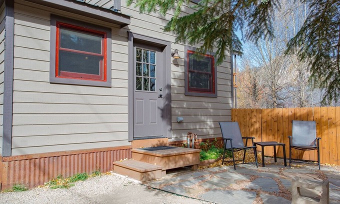 Crested Butte House | Coal Creek - Stunning 1 bedroom home less than a block from Elk Ave in Crested Butte