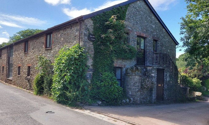 Bolberry House | Coastal 4-bed barn between Salcombe & Hope Cove