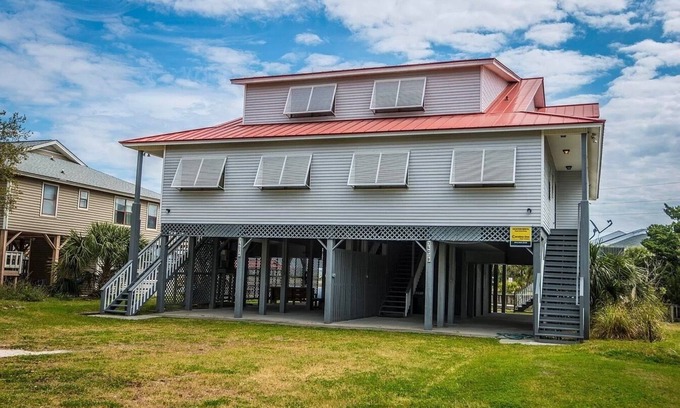 Edisto Island House | Coastal 5-Bed Beach House w/LSV, Boat Ramp, and Dockn
