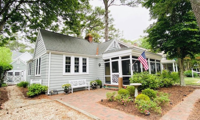 Henlopen Acres Cottage | Coastal Charm Awaits: 3-Bed Main House & Cozy Guest House Steps from the Beach!