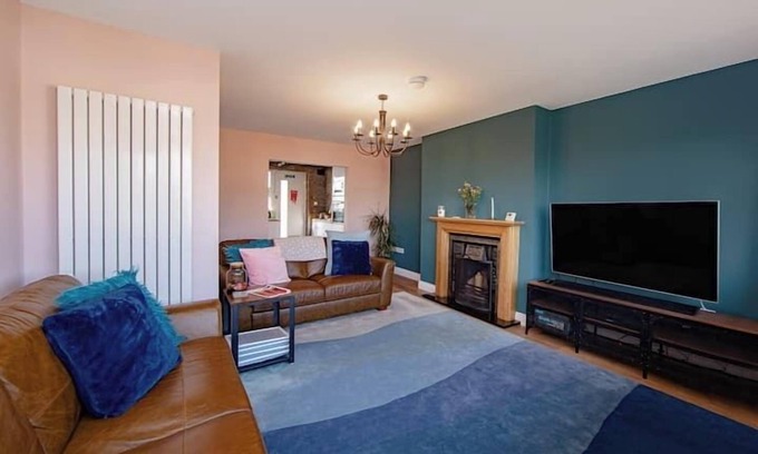 Holland-On-Sea House | Coastal Charm In Clacton On Sea
