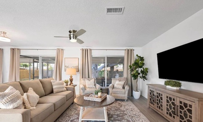 Rockledge House | Coastal Chic Cottage Hot Tub Modern Design