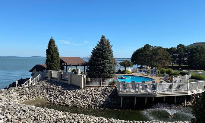 Port Clinton Condo | Coastal farmhouse condo right on the water!