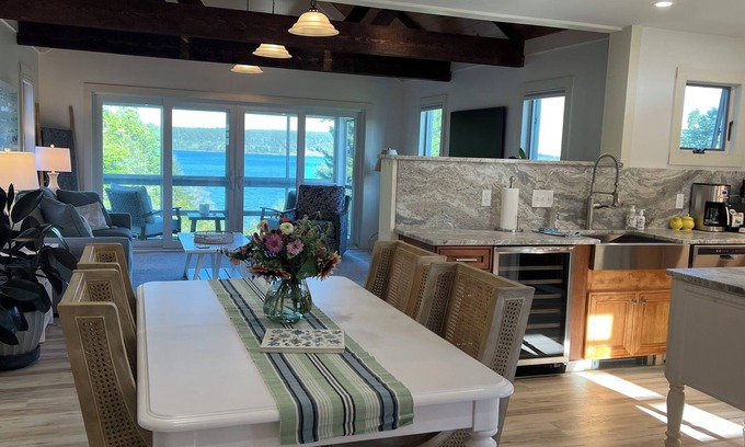 Blue Hill House | Coastal Getaway near Acadia 3BR/3BA with Ocean Views, Beach Access and Sleeps 6!