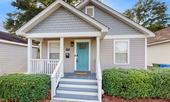 Wilmington House | Coastal home with private yard, close to riverfront and local attractions