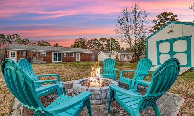 Silver Lake House | Coastal Paradise-Monthly Stays Welcome-Pet Friendly