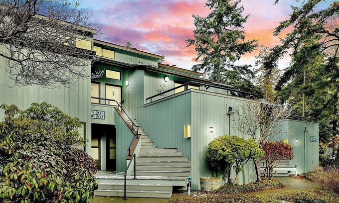 Birch Bay Condo | Coastal Treasure at Birch Bay; JL 911 Ocean view, ground floor, steps to beach