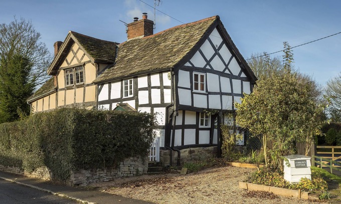 Pembridge Cottage | Cobbler's Cottage (2) - a beautiful cottage sleeping 2 guests