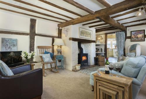 Pembridge House | Cobbler's Cottage