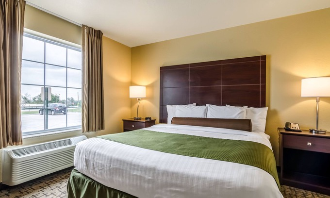 Oberlin Hotel | Cobblestone Inn & Suites - Oberlin