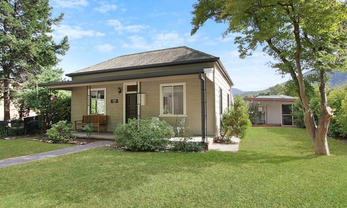 Bright Cottage | Cobden & Wills + Studio